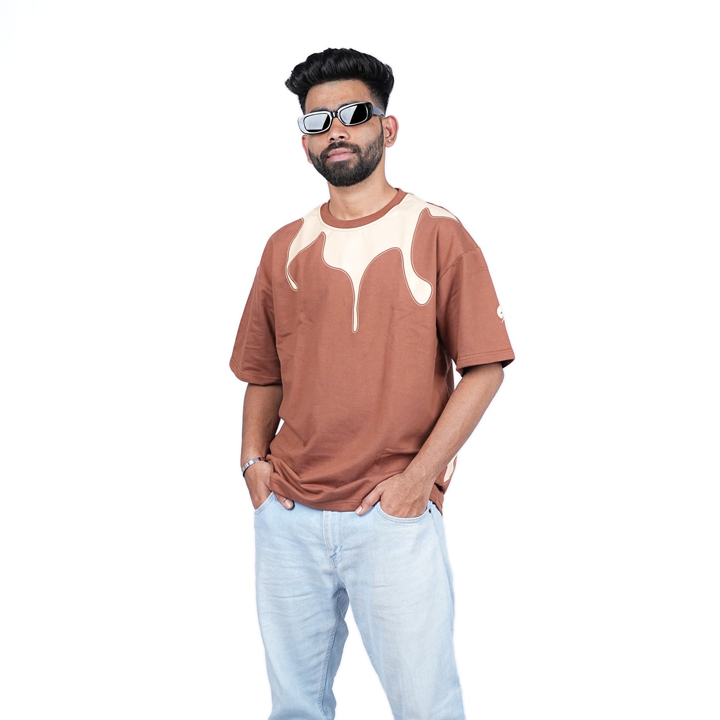 Patch abstract design, Oversized t-shirt | gender neutral